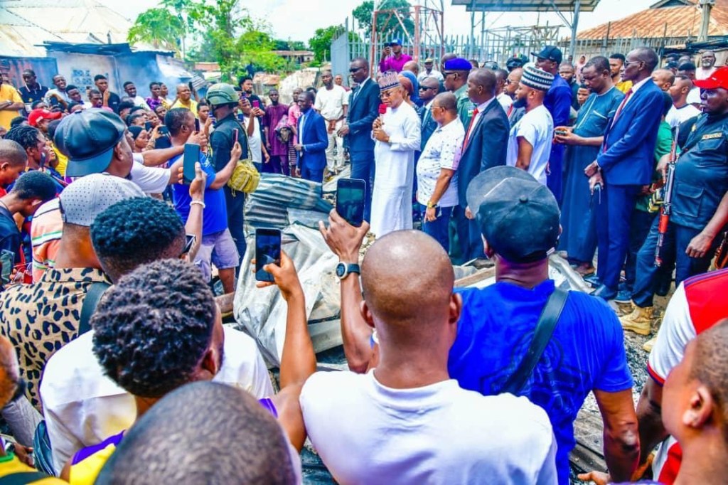 Governor Ododo Visits Lokoja GSM Village, Reaffirms Government’s Support for Businesses